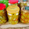 Sałatka ogórkowa z curry – niezawodny przepis na ogórki do słoików