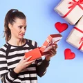 Czego NIE kupować na Dzień Kobiet? 7 prezentów, które mogą skończyć się awanturą!