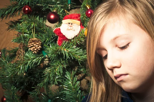 Czy trzeba zmuszać dzieci do składania życzeń i łamania się opłatkiem?