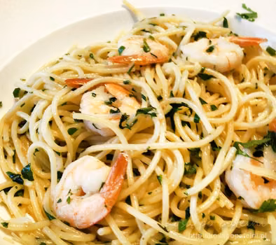 Spaghetti Aglio Olio z krewetkami