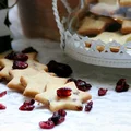 Ciasteczka maślane z suszoną żurawiną