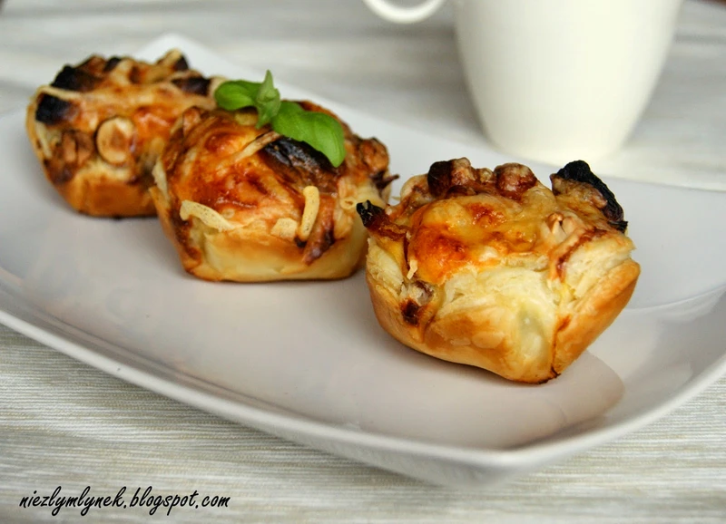 Muffiny piwosza - wytrawne muffiny z morelami i orzechami