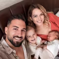 Córeczka Rafała Maślaka w szpitalu.  Rafał Maślak pędzi z pomocą do żony!