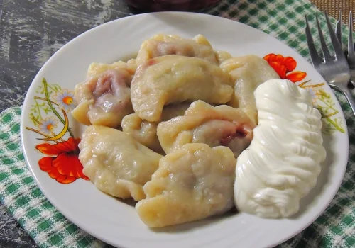 Sezonowy hit października! Pierogi, które zachwycają delikatnym ciastem i bogatym smakiem!