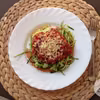 Spaghetti z makaronem z cukinii - zoodles bolognese