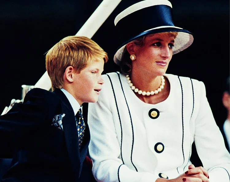 Zdjęcie Księżna Diana zostawiła spadek. Sprawdź ile odziedziczył książę Harry #1