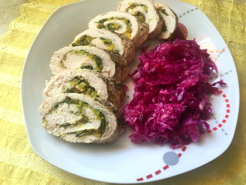 Fit roladki z indyka faszerowane porem