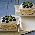 Mini Pavlova