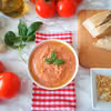 Sycylijskie pesto z pomidorami, bazylią, orzeszkami piniowymi i ricottą