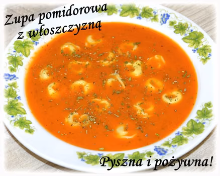 Aromatyczna zupa pomidorowa