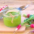Proste pesto z młodych liści rzodkiewki