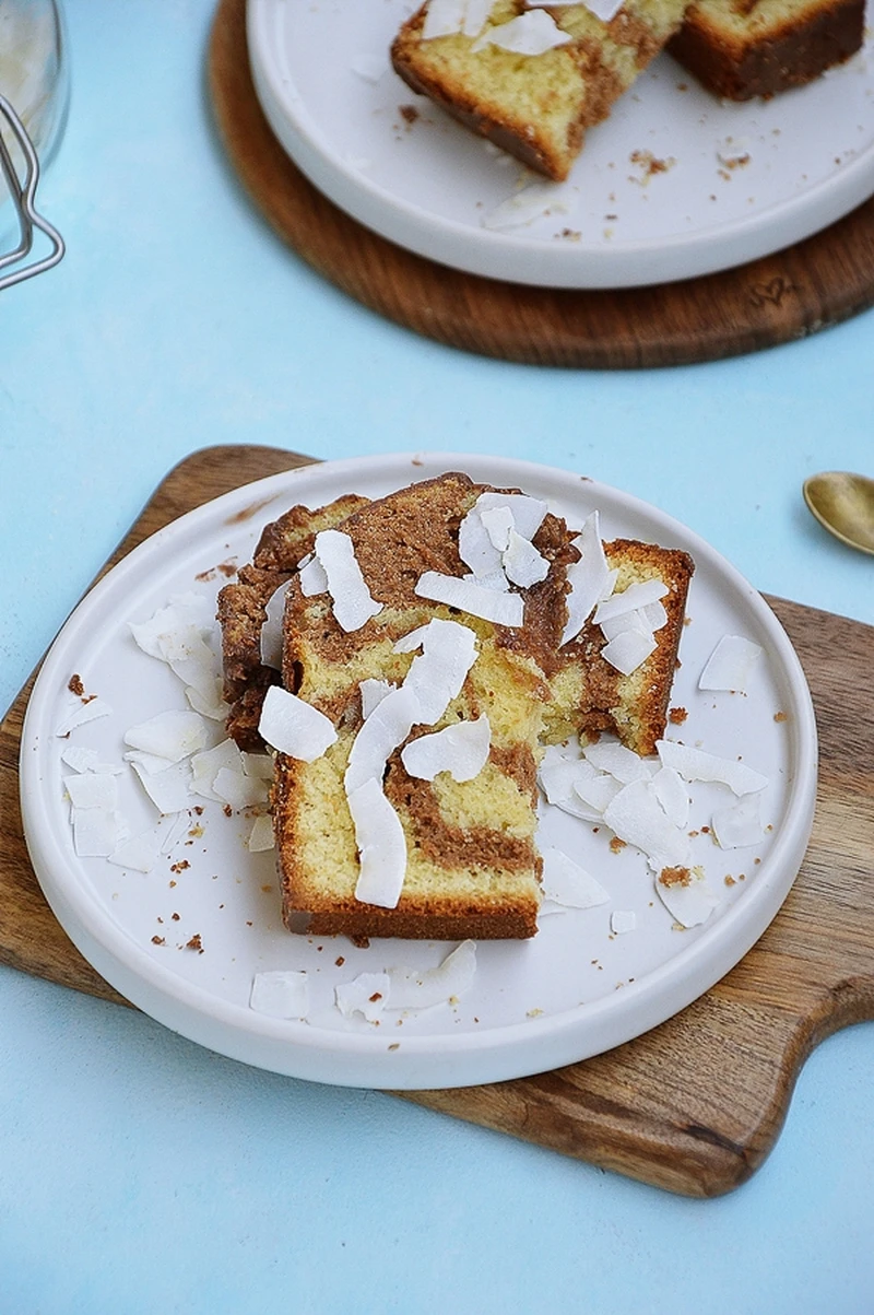 Babka z czekoladą i kokosem