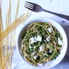 SPAGHETTI Z GROSZKIEM I SEREM FETA