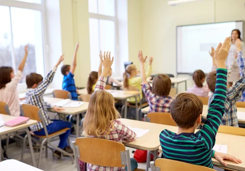 Edukacja medialna i obywatelska od września 2025! Sprawdź, co się zmieni w polskich szkołach