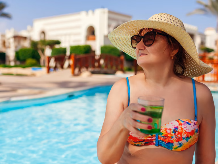 Mój mąż to typowy "janusz" i sknera! Myślałam, że spalę się ze wstydu na wakacjach all inclusive!
