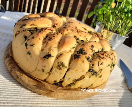 Chlebek ziołowy do odrywania