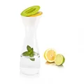 Koniec z niefajnymi paproszkami w napojach :) Karafka Citrus Carafe & Press