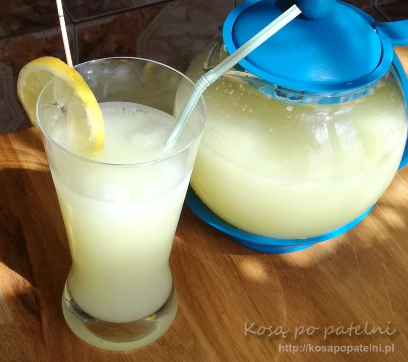 Lemoniada cytrynowa