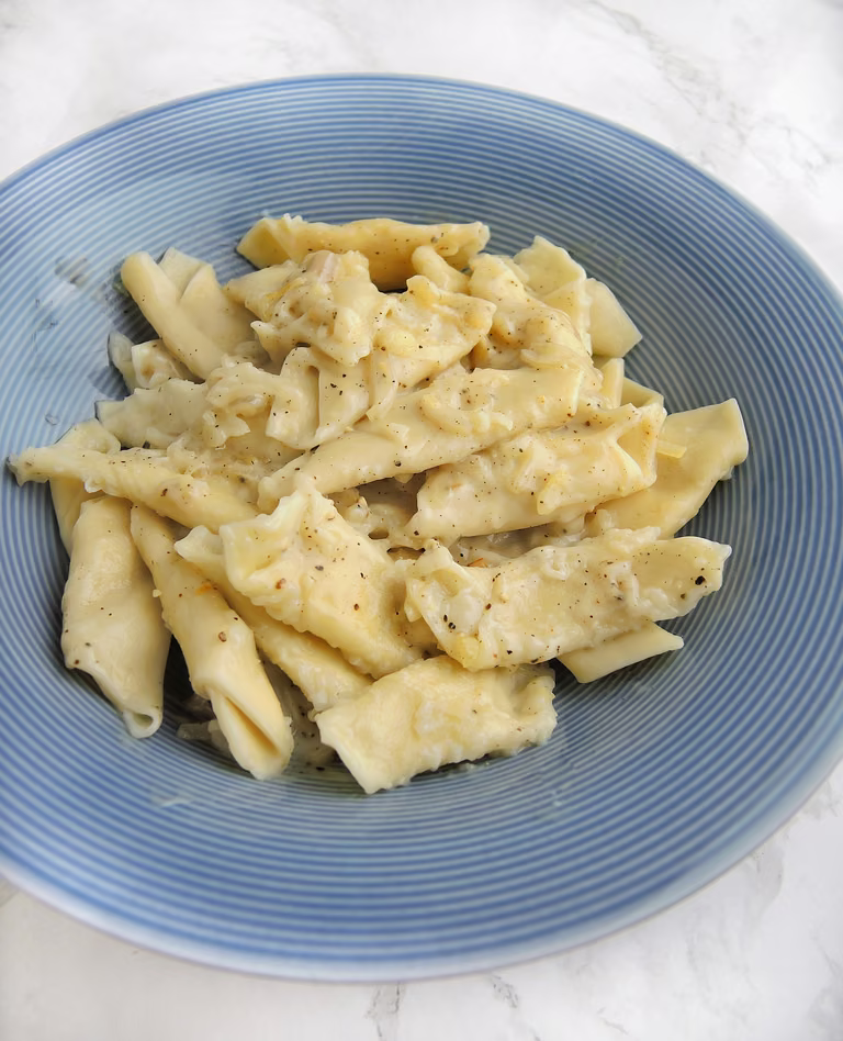 Makaron garganelli w kremowym sosie