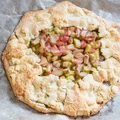 Rustykalna tarta z rabarbarem bez glutenu