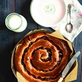 Ciasto drożdżowe ze śliwkami i nadzieniem makowo-marcepanowym