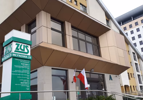 ZUS przypomina: Ten dokument tylko do 31 października! Jego brak to wstrzymanie lub zwrot świadczenia rodzinnego