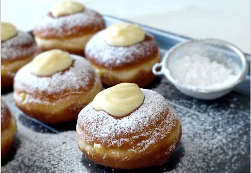 Bomboloni