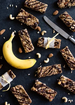 batony energetyczne bananowo-orzechowe z płatkami owsianymi