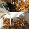 Domowa granola z musem z rabarbaru