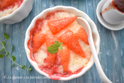 Pieczony pudding ryżowy z truskawkami – La grande piccola cuoca