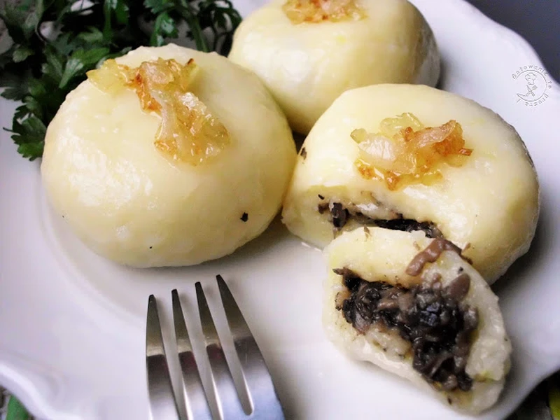 Kluski Z Farszem Pieczarkowym