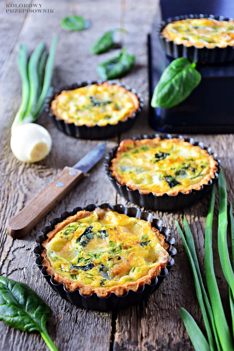Quiche ze szpinakiem i mozzarellą