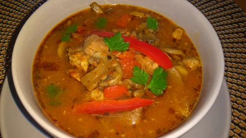 Zupa gulaszowa