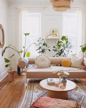 Nietypowa sofa