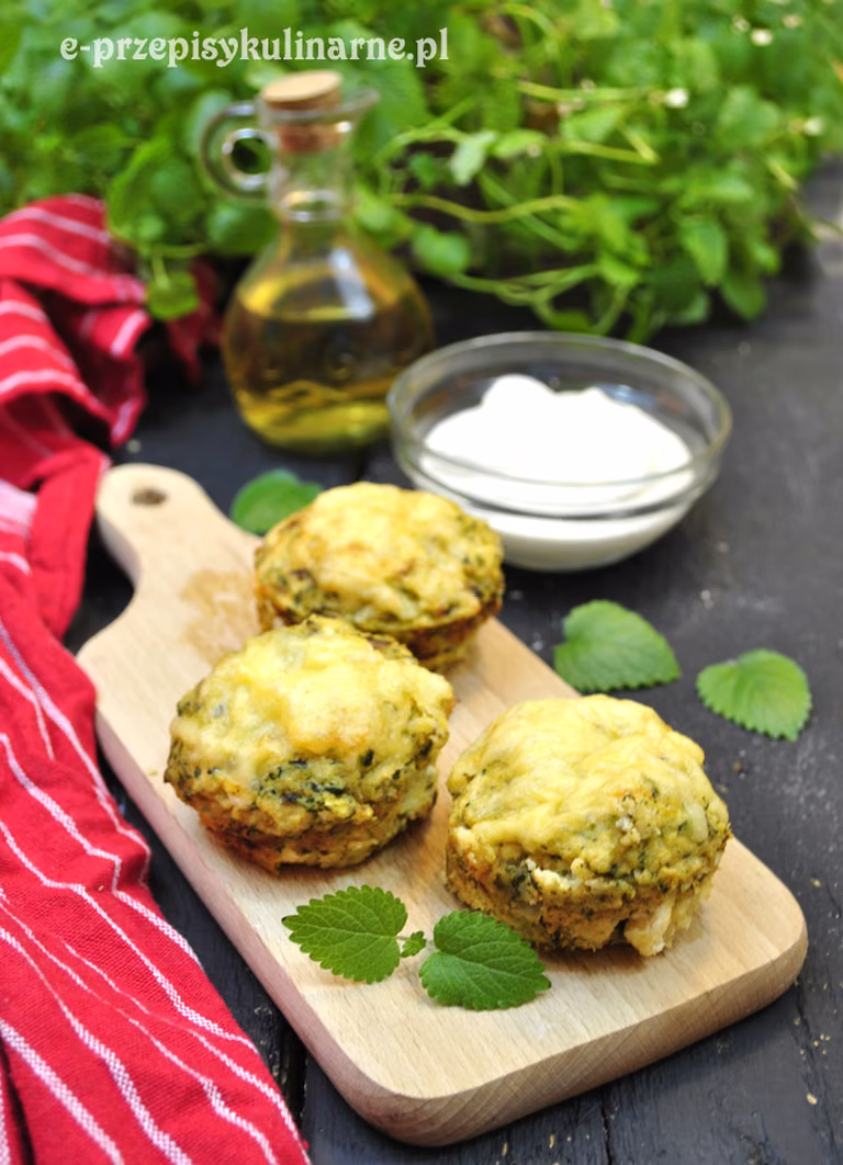 ZIEMNIACZANO-SZPINAKOWE MUFFINKI (177 KCAL)