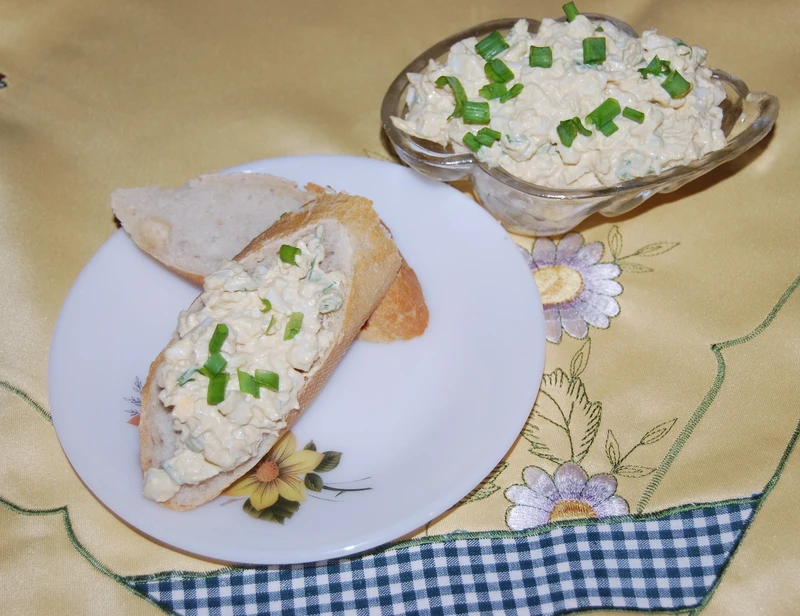 Pasta jajeczna ze szczypiorkiem