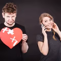 Te 2 znaki zodiaku rozkochują i porzucają! „Oni znikają, gdy miłość kwitnie!”
