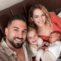 Córeczka Rafała Maślaka w szpitalu.  Rafał Maślak pędzi z pomocą do żony!