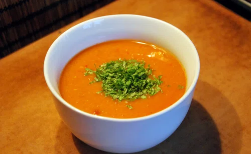 Zupa z soczewicy czerwonej