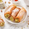 SYCYLIJSKIE CANNOLI Z PISTACJAMI