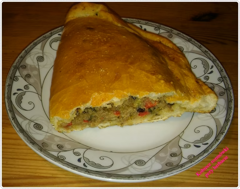 Drożdżowy pieróg z pieca