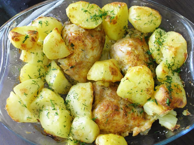 Udka Z Ziemniakami Z Piekarnika - Czyli obiad który robi się sam ;)