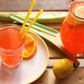 Lemoniada bez cukru - rabarbar i jabłka