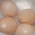 Gotujesz jajka na Wielkanoc? Ten jeden błąd psuje wszystko