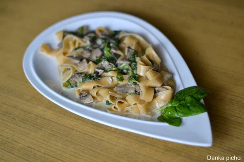 Makaron ze szpinakiem