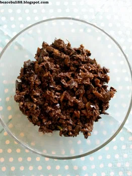 Tapenada z czarnych oliwek