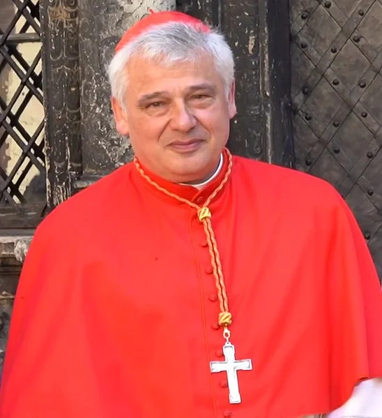 Zdjęcie Zmiana w Watykanie jest już nieunikniona!? Polak wśród faworytów na nowego papieża! #1