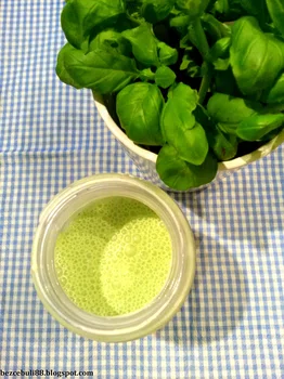 Sos jogurtowo-bazyliowy