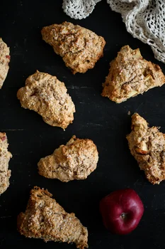 Scones z jabłkami przepis