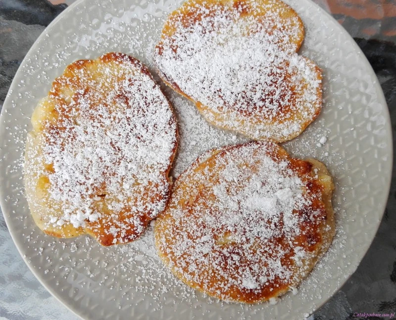 RACUCHY Z JABŁKAMI (WEGAŃSKIE)